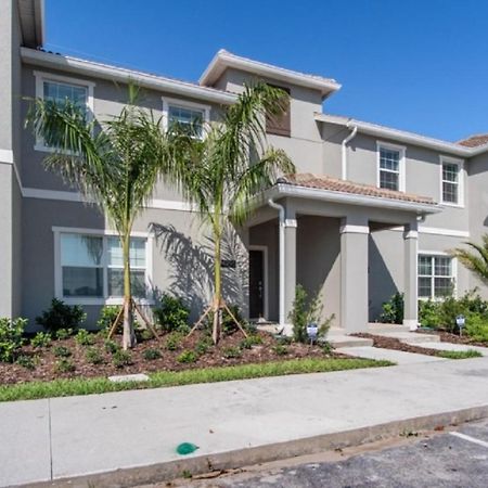 Four-Bedroom Townhome Davenport Exteriör bild
