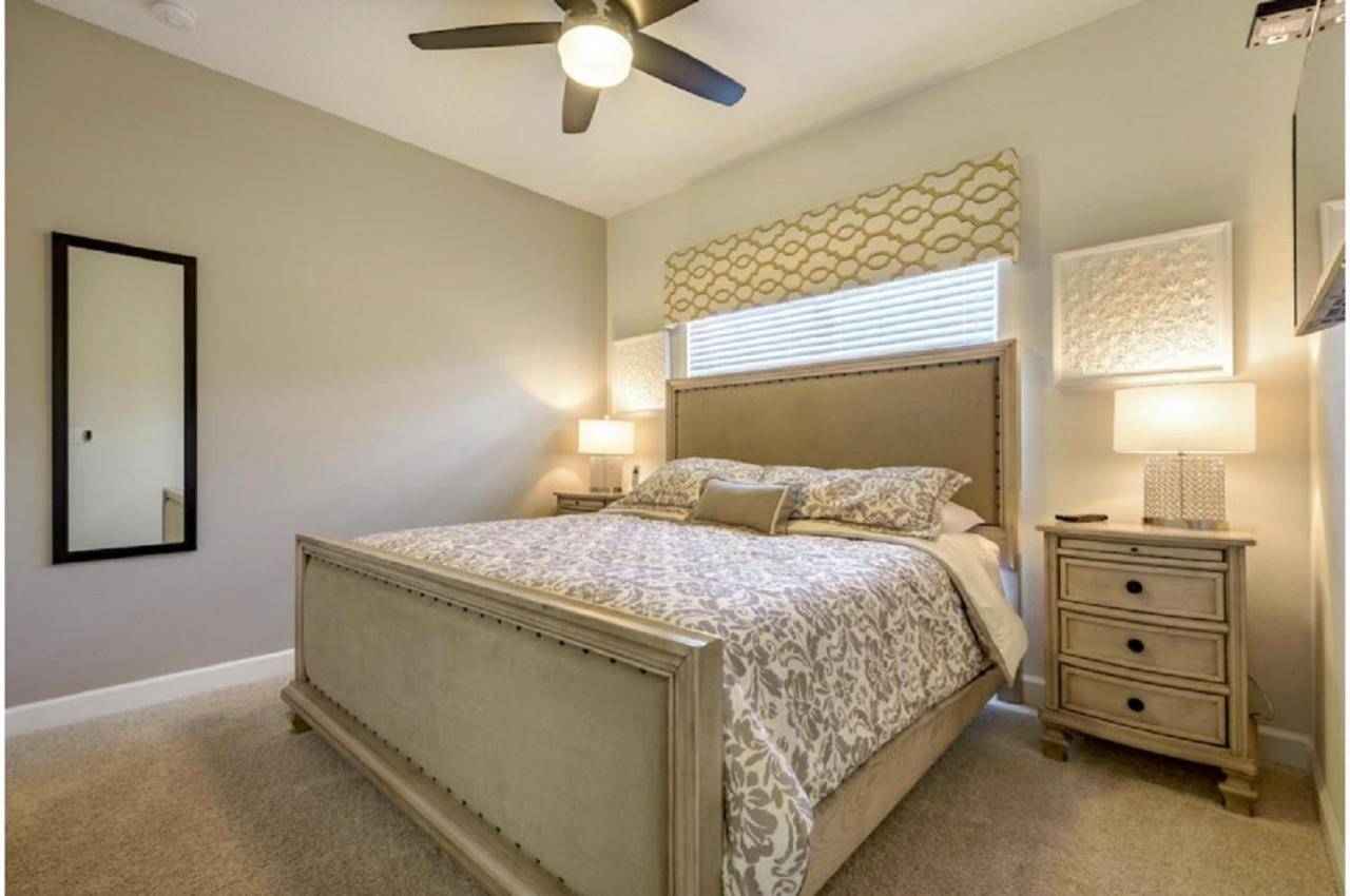 Four-Bedroom Townhome Davenport Exteriör bild